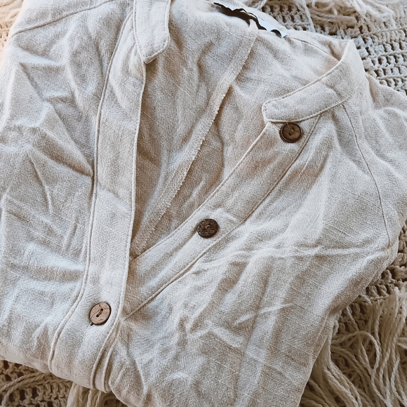 ↠ Petal & Pup Boho Minimalist Oat Chai Cream Archie Button Front Linen Jumpsuit - Picture 2 of 13